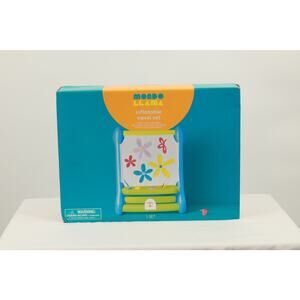 Mondo Llama Plastic Giant Outdoor Inflatable Easel Set Paint Cups & Brushes